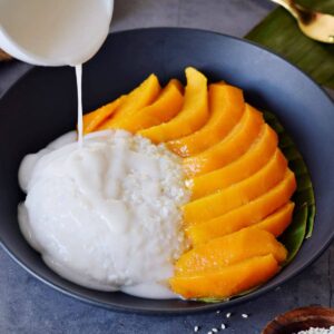Sticky Mango Pudding Harare dessert from Moo Ka Thai